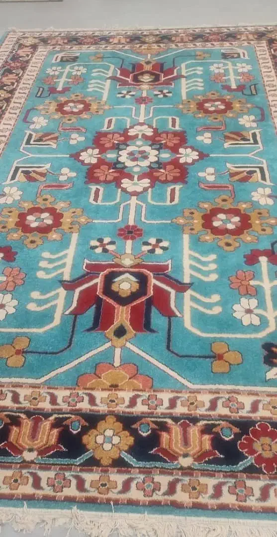 قالی ۹متری نو نو|فرش|شیراز, کوشک میدان|دیوار