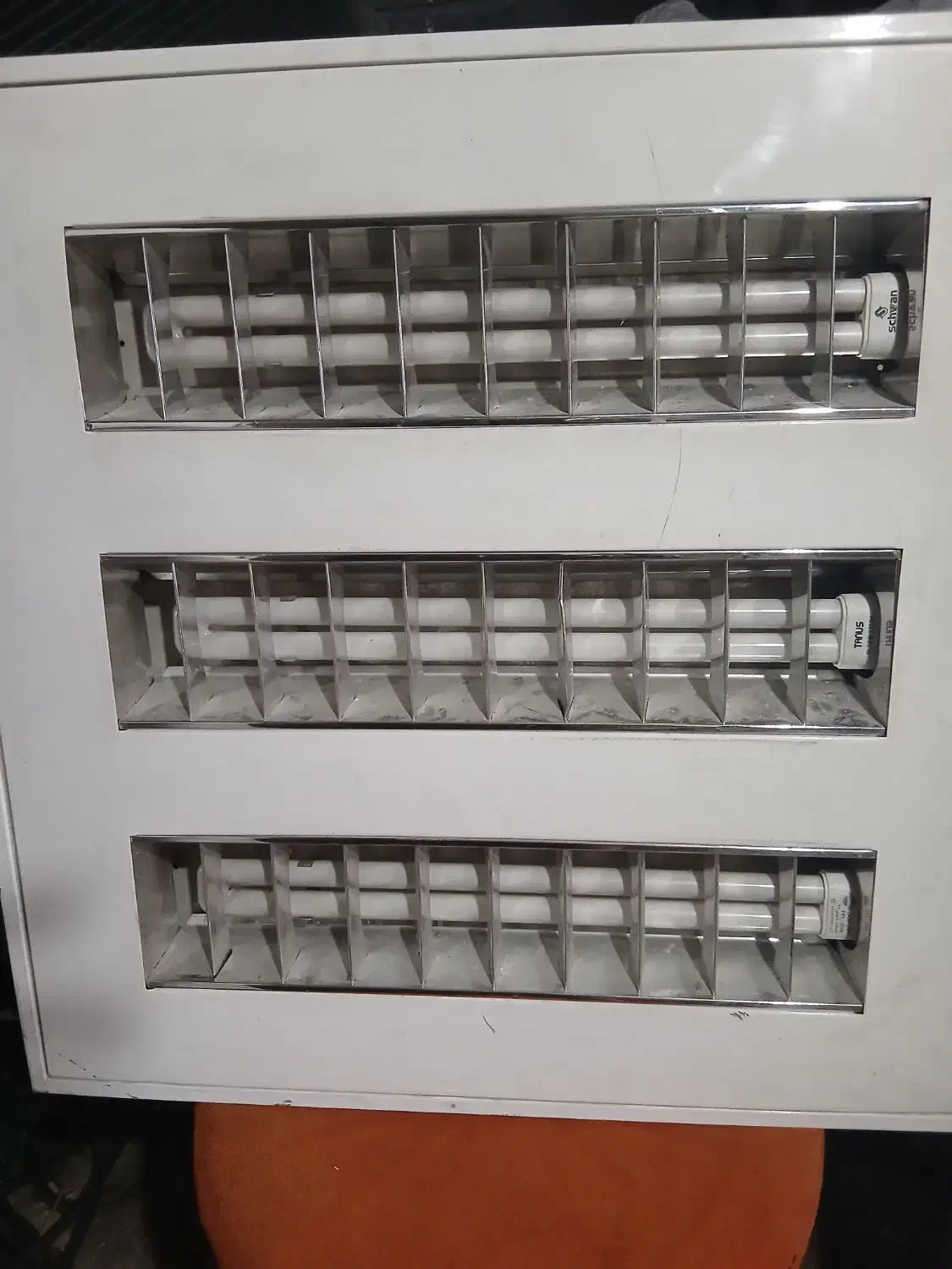 چراغ مهتابی سقفی توکار|لامپ و چراغ|خوش‌رودپی, |دیوار