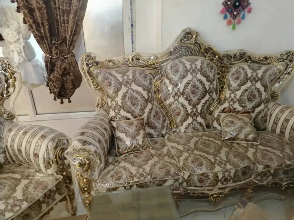 مبلمان ۷ نفره با کاور  نو در حد نو با میز  و بوفه|مبلمان خانگی و میز عسلی|بندر امام خمینی, |دیوار