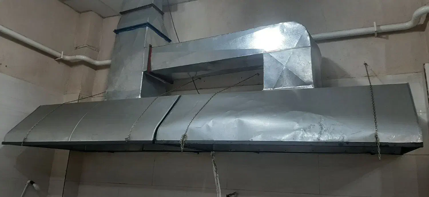 میز پیشخوان و کانال هواکش برای تهیه غذا|مبلمان اداری|کرمان, |دیوار