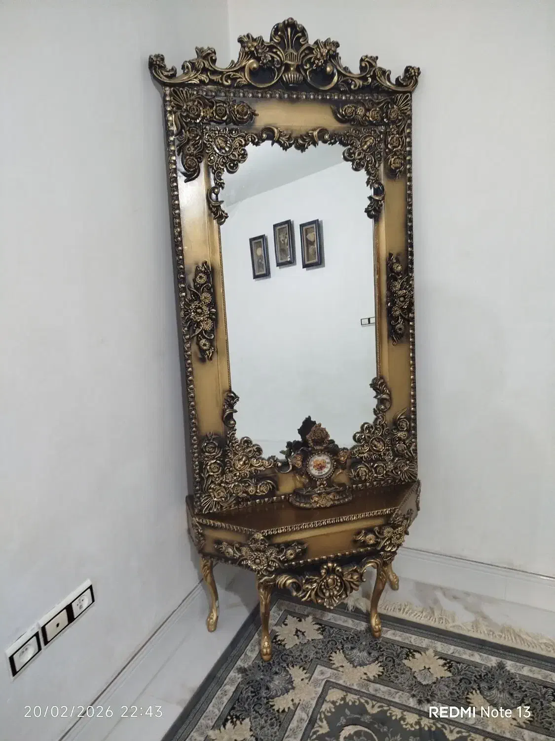 آینه|آینه|نورآباد, |دیوار