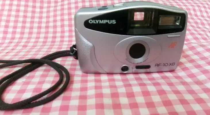 دوربین عکاسی|دوربین عکاسی و فیلم‌برداری|شهریار, فرارت|دیوار