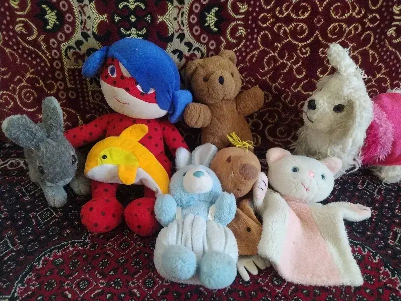 عروسک|اسباب‌بازی بچه|جوانرود, |دیوار