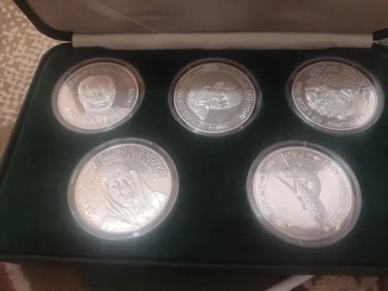 نقره|جواهرات|املش, |دیوار