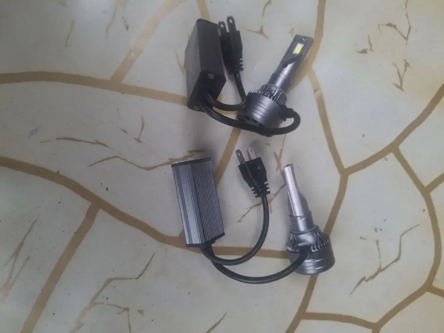 لامپ هد لایت|لامپ و چراغ|لردگان, |دیوار