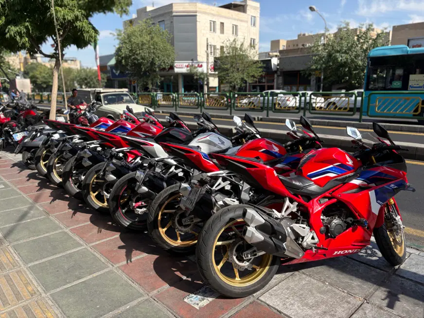 هوندا cbr250|موتورسیکلت|تهران, هلال احمر|دیوار