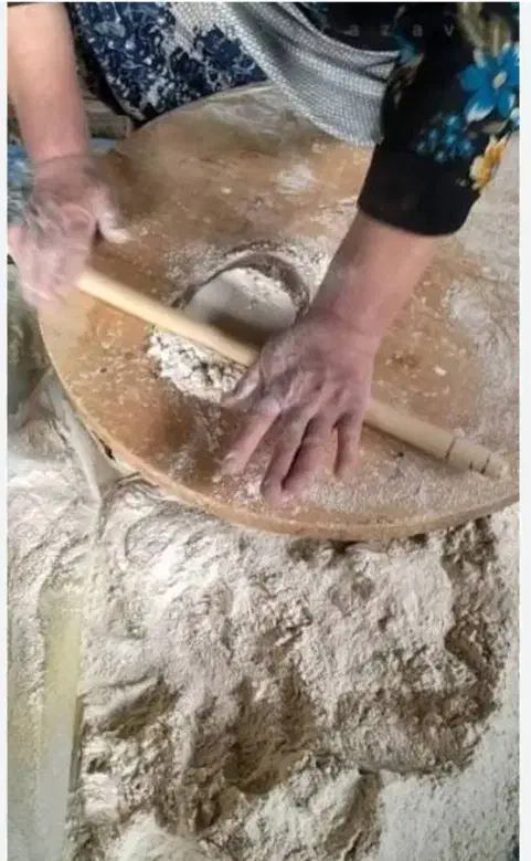 پخت نان محلی|خوردنی و آشامیدنی|مرودشت, دولت آباد|دیوار