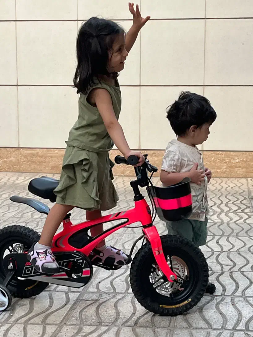 پرستار شبانه روزی  کودک  دو کودک اشپزی|استخدام درمانی، زیبایی، بهداشتی|تهران, سعادت‌آباد|دیوار