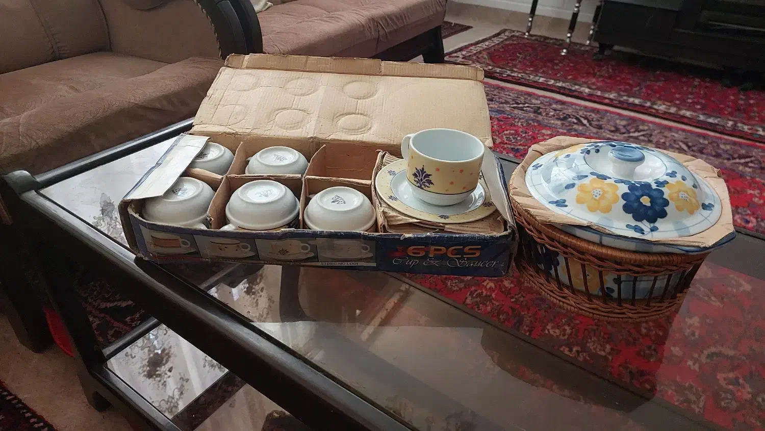 سوپ خوری. گل پنبه ای. و. سرویس چایخوری.|حراج|قم, دورشهر|دیوار