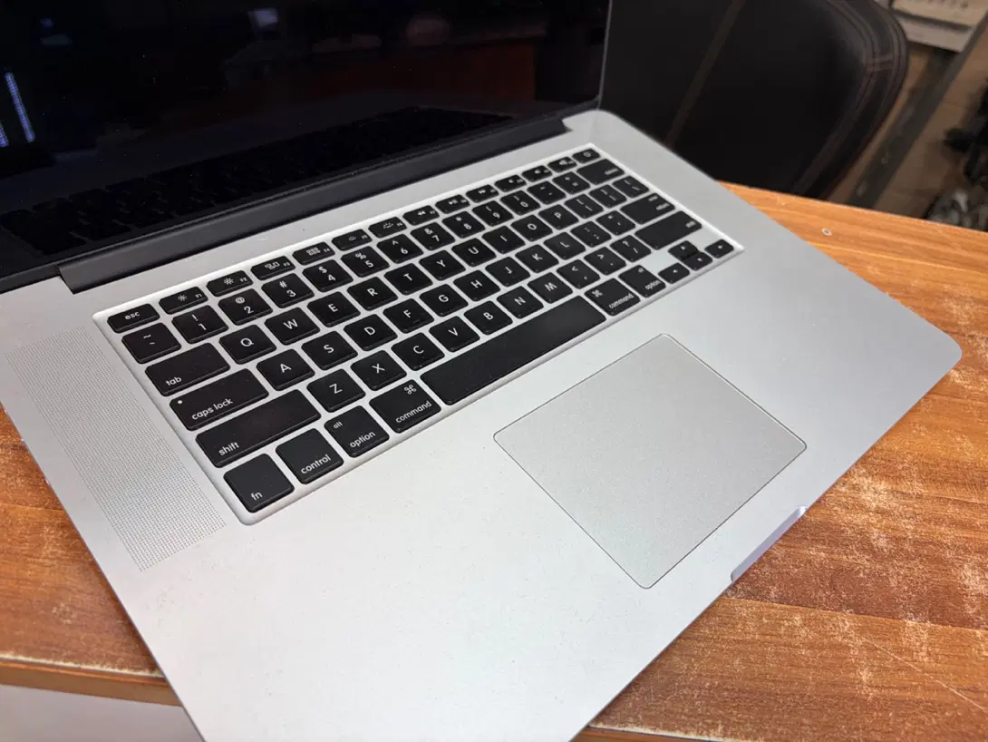 Macbook Pro  2015|رایانه همراه|تهران, فلسطین (میدان انقلاب)|دیوار
