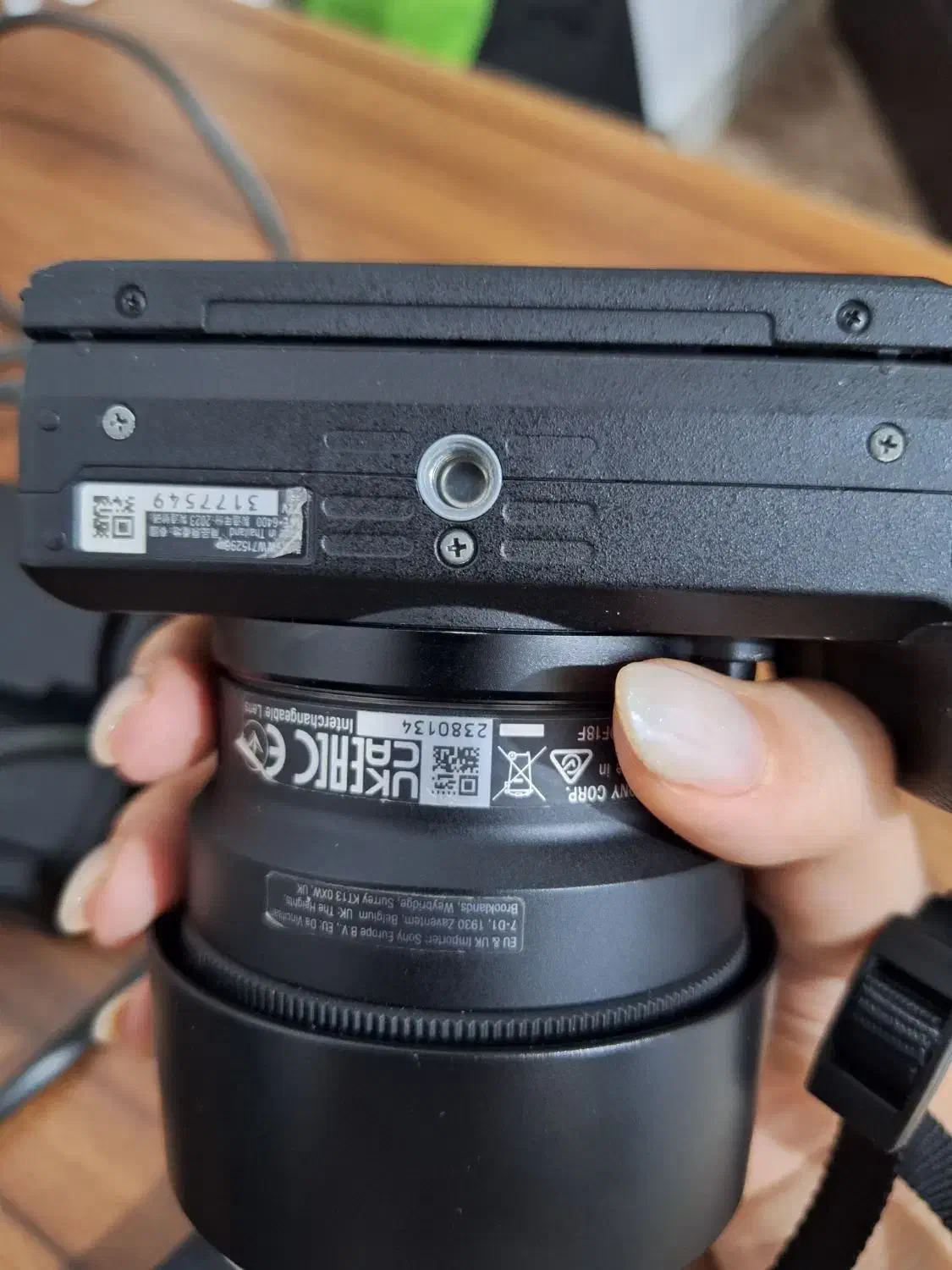 دوربین درحد نو سونی|دوربین عکاسی و فیلمبرداری|شیراز, شهرک فرزانگان|دیوار