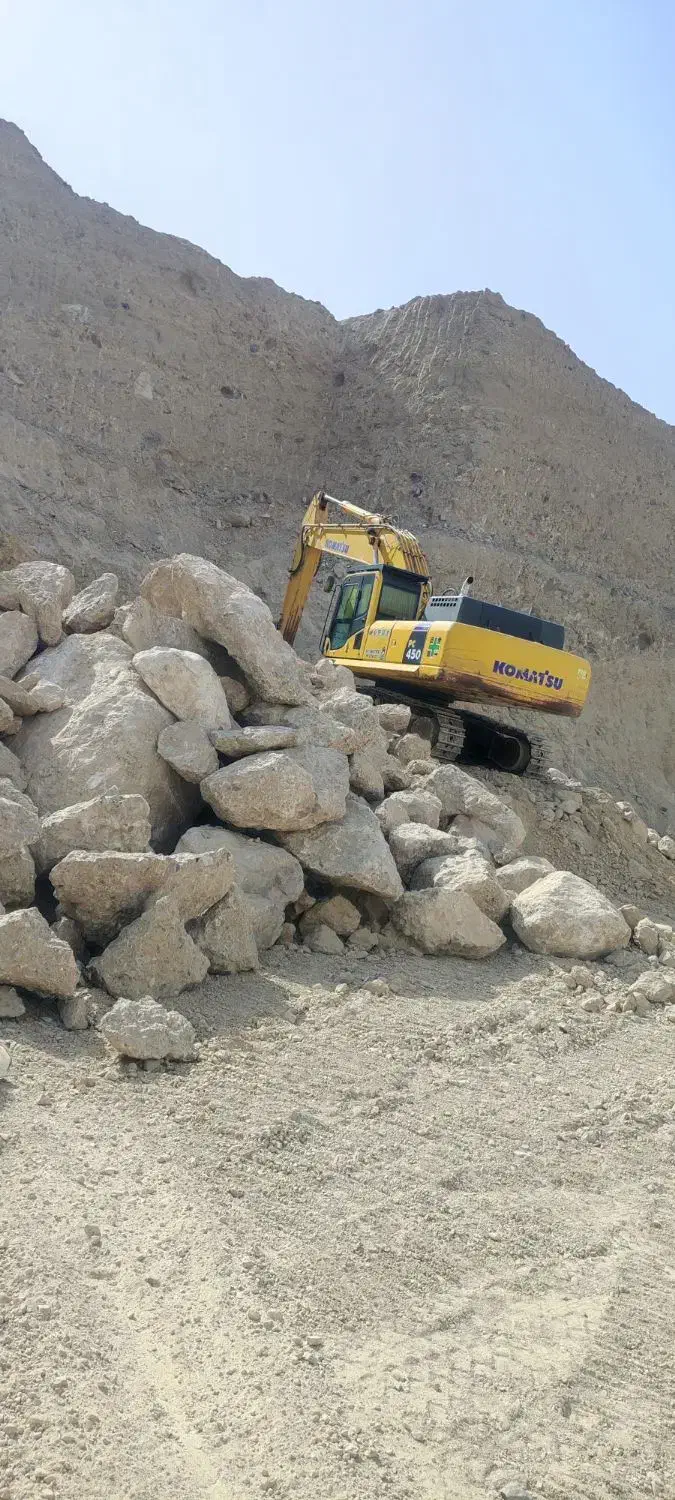 راننده بیل کوماتسو۴۵۰ ودلتا۲۲۰صفر|استخدام حمل و نقل|پردیس, فاز ۶|دیوار