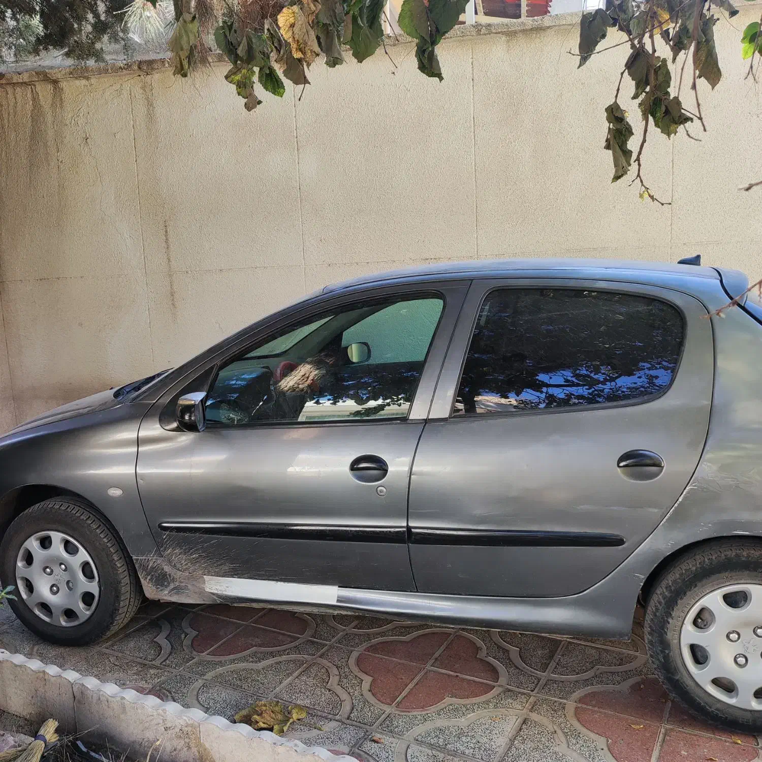 206 مدل 83|خودرو سواری و وانت|قزوین, |دیوار