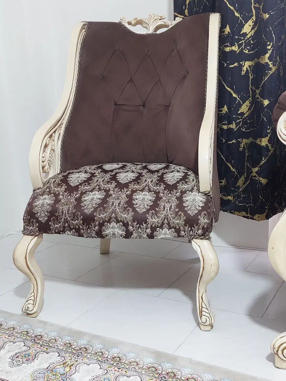 مبل هفت نفره|مبلمان خانگی و میز عسلی|هشتگرد, فاز ۷ مهستان|دیوار