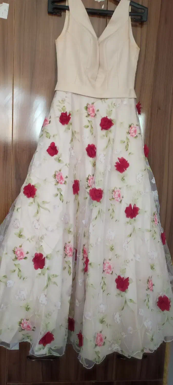 لباس مجلسی (نامزدی )|لباس|خاوران, |دیوار