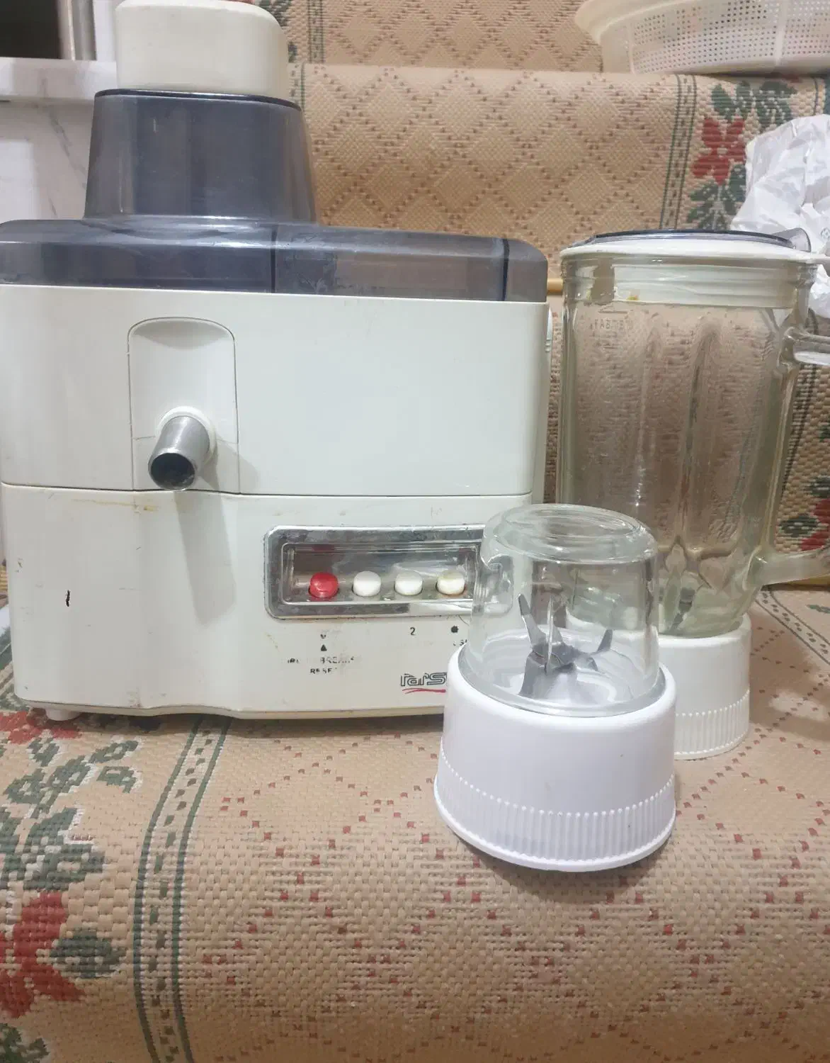 آبمیوه گیری سه کاره|آبمیوه‌گیر و آب‌مرکبات‌گیر|قم, بنیاد|دیوار