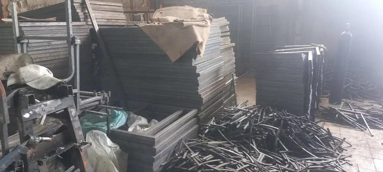 جوشکار ماهر یا نیمه ماهر co2|استخدام صنعتی، فنی، مهندسی|مشهد, تبادکان|دیوار