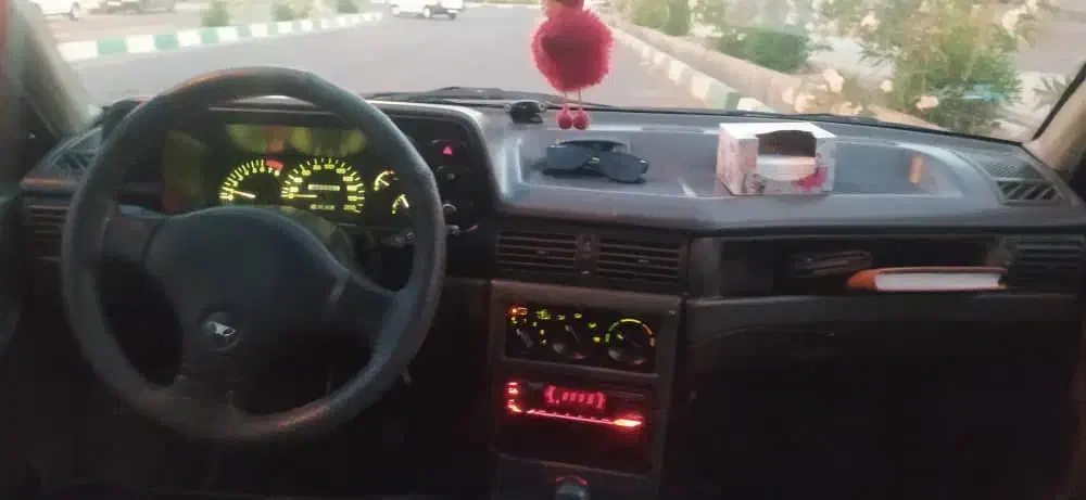 دووسیلو مدل۸۲|خودرو سواری و وانت|پرند, فاز ۵|دیوار