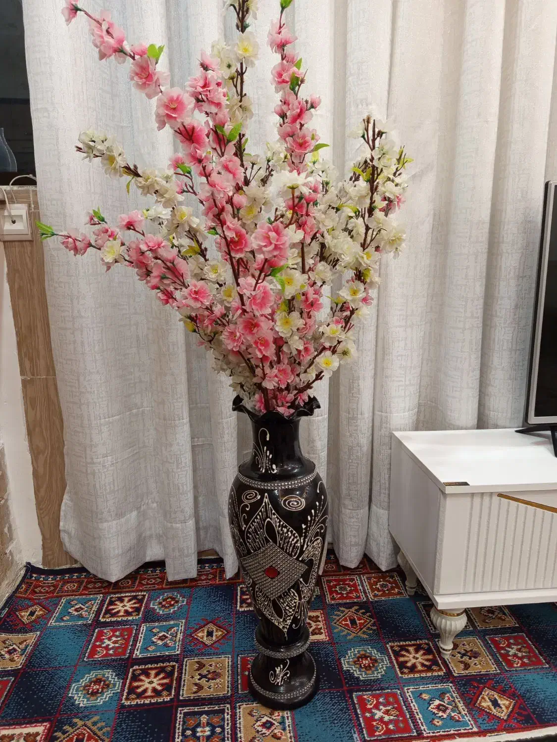 گلدان تمیز و نو|گل مصنوعی|ورامین, خیر آباد|دیوار