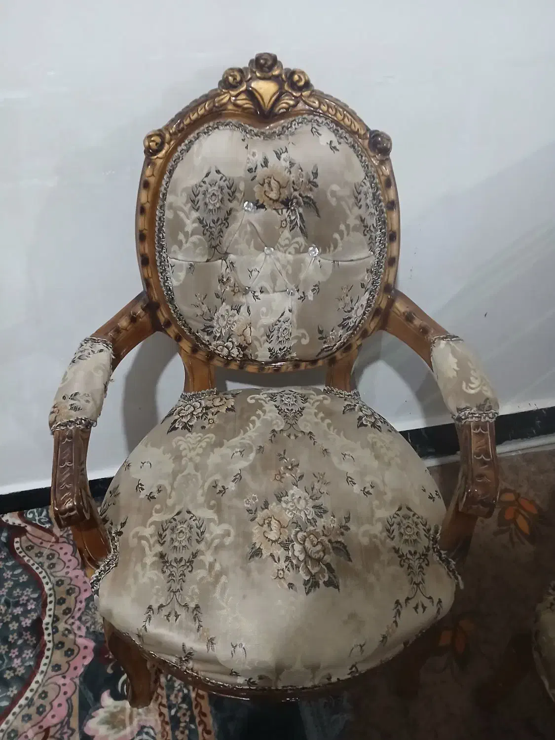 مبل|مبلمان خانگی و میز عسلی|زرنه, |دیوار