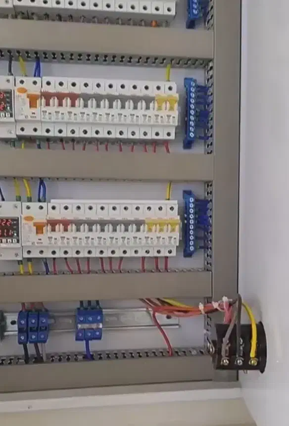 خدمات برق ساختمان و صنعتی|خدمات پیشه و مهارت|رفسنجان, |دیوار