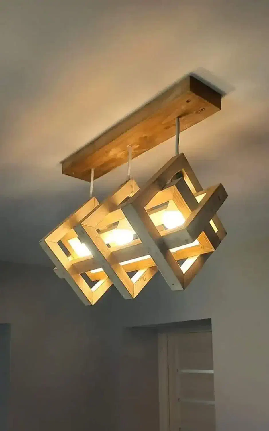 لوستر های چوبی کلاسیک و ساده|لوستر و چراغ آویز|ارومیه, |دیوار