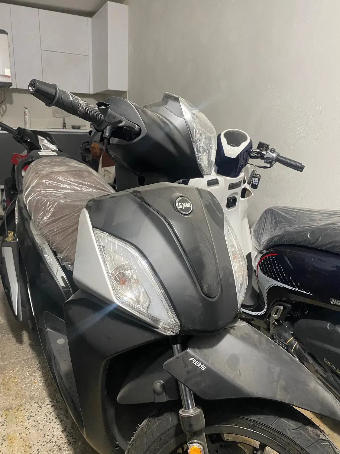 لاکی ۲۰۰cc صفر اقساط|موتورسیکلت|اصفهان, عسگریه|دیوار