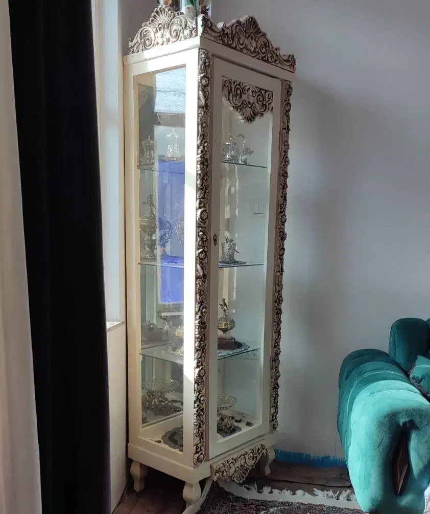 بوفه  ویترین دکوری|بوفه، ویترین، کنسول|شیراز, کوشک میدان|دیوار