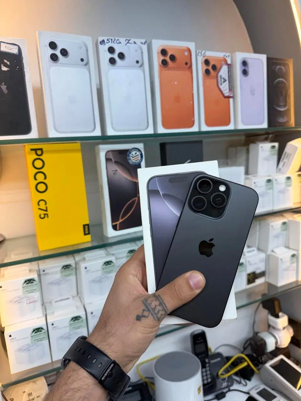 iphone 16 pro|موبایل|شیراز, زند|دیوار