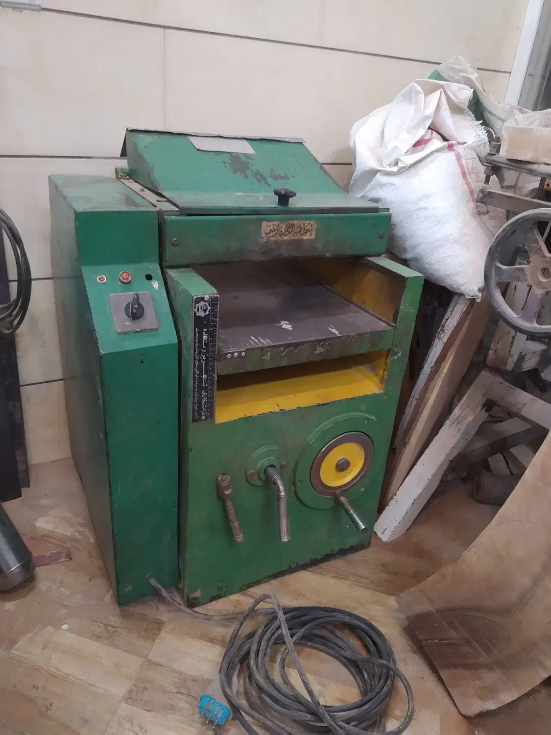 گندگی صفحه 40|ماشینآلات صنعتی|کاشمر, |دیوار