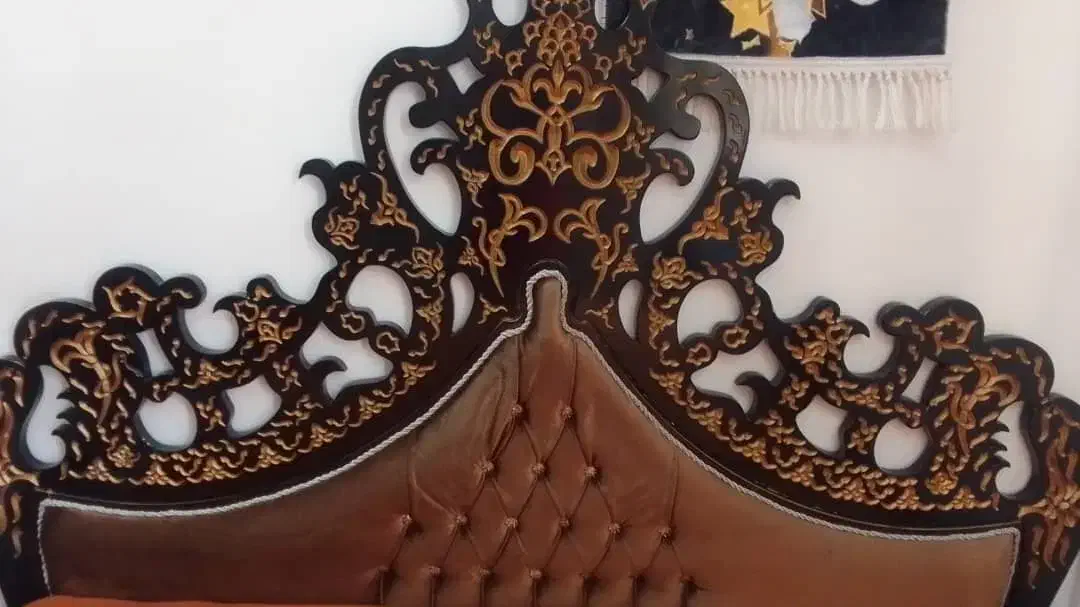 تخت تمیز وسالم|تخت و سرویس خواب|فولادشهر, B2|دیوار