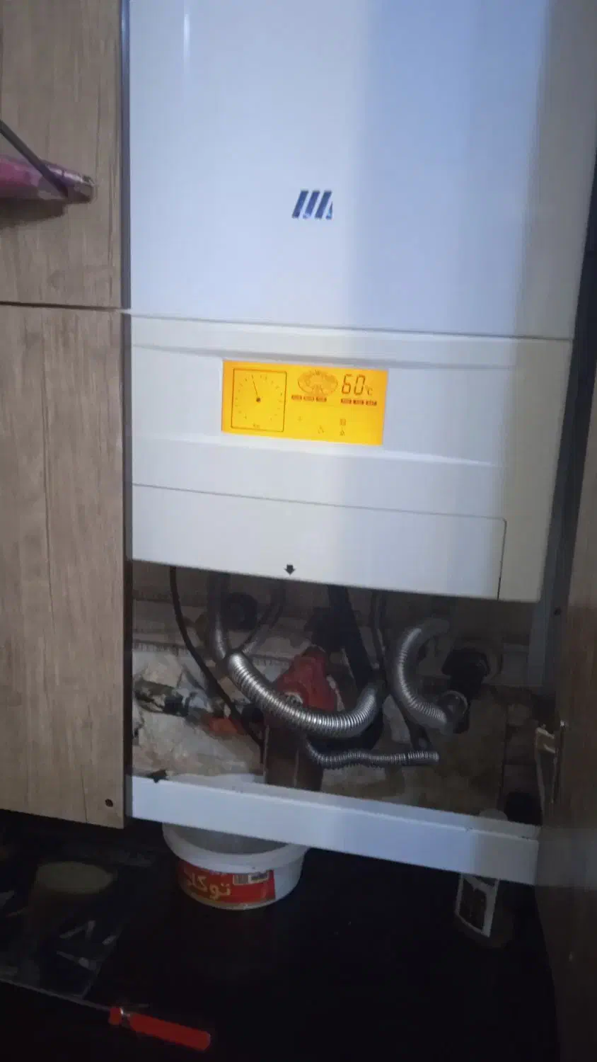 تعمیرات تخصصی انواع پکیج|خدمات پیشه و مهارت|قروه, |دیوار