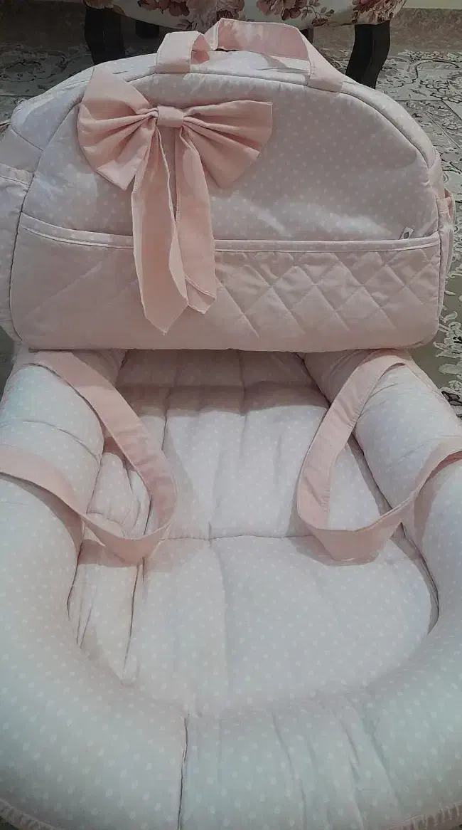 تشک گارددار(نوزاد) و ساک بچه صورتی|اسباب و اثاث بچه|اهواز, بهارستان|دیوار