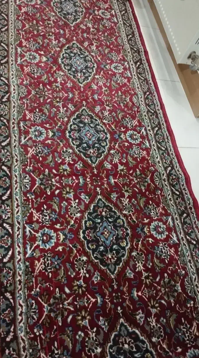 راهرویی درحد نو|فرش|شاهین‌شهر, عطار|دیوار