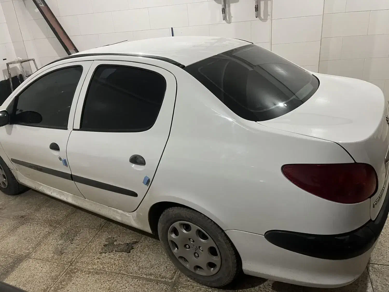 ۲۰۶ مدل ۹۸ tu5 V8|خودرو سواری و وانت|پرند, فاز ۶|دیوار