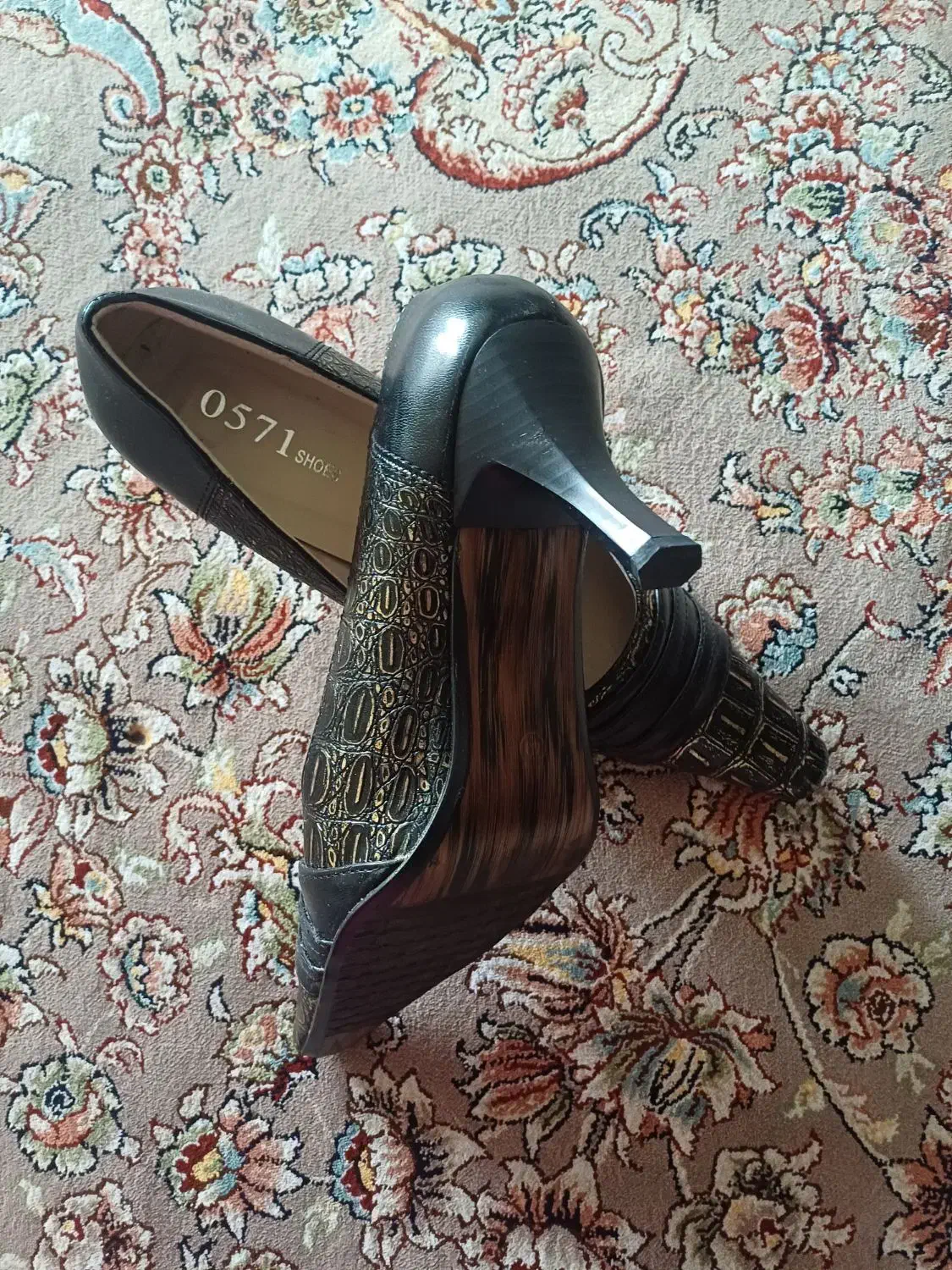 کفش مجلسی سایز۴۰|کیف، کفش، کمربند|نائین, |دیوار