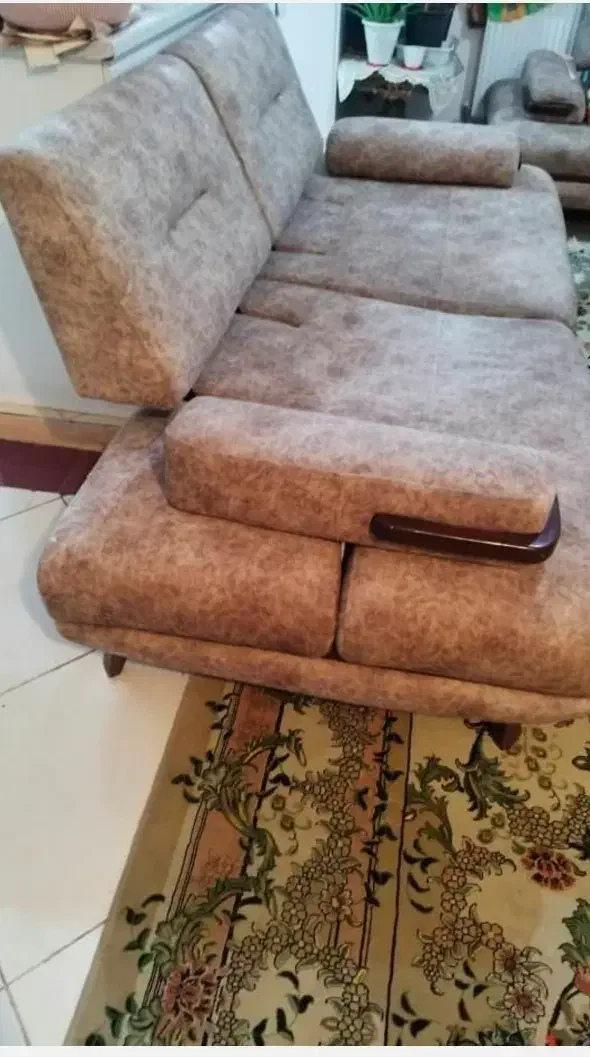 مبل تختخواب شو|مبلمان خانگی و میز عسلی|هشتگرد, شهرک ولیعصر (مصلی)|دیوار