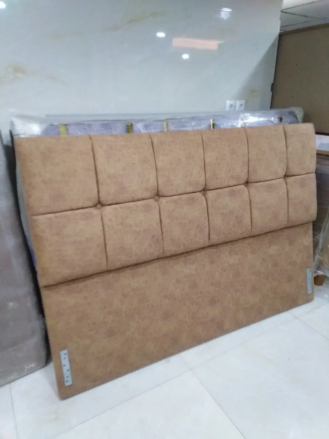 تخت خواب 2 نفر صفر کارخانه قیمت13 میلیون تومان|تخت و سرویس خواب|مهاباد (آذربایجان غربی), |دیوار