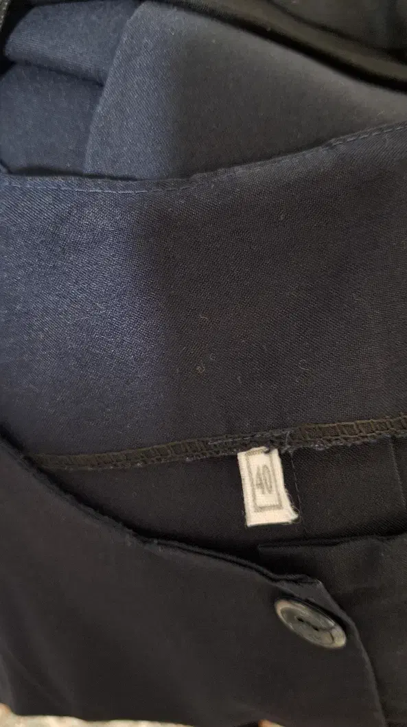 لباس فرم مدرسه|لباس|بندر انزلی, نیمه شعبان|دیوار