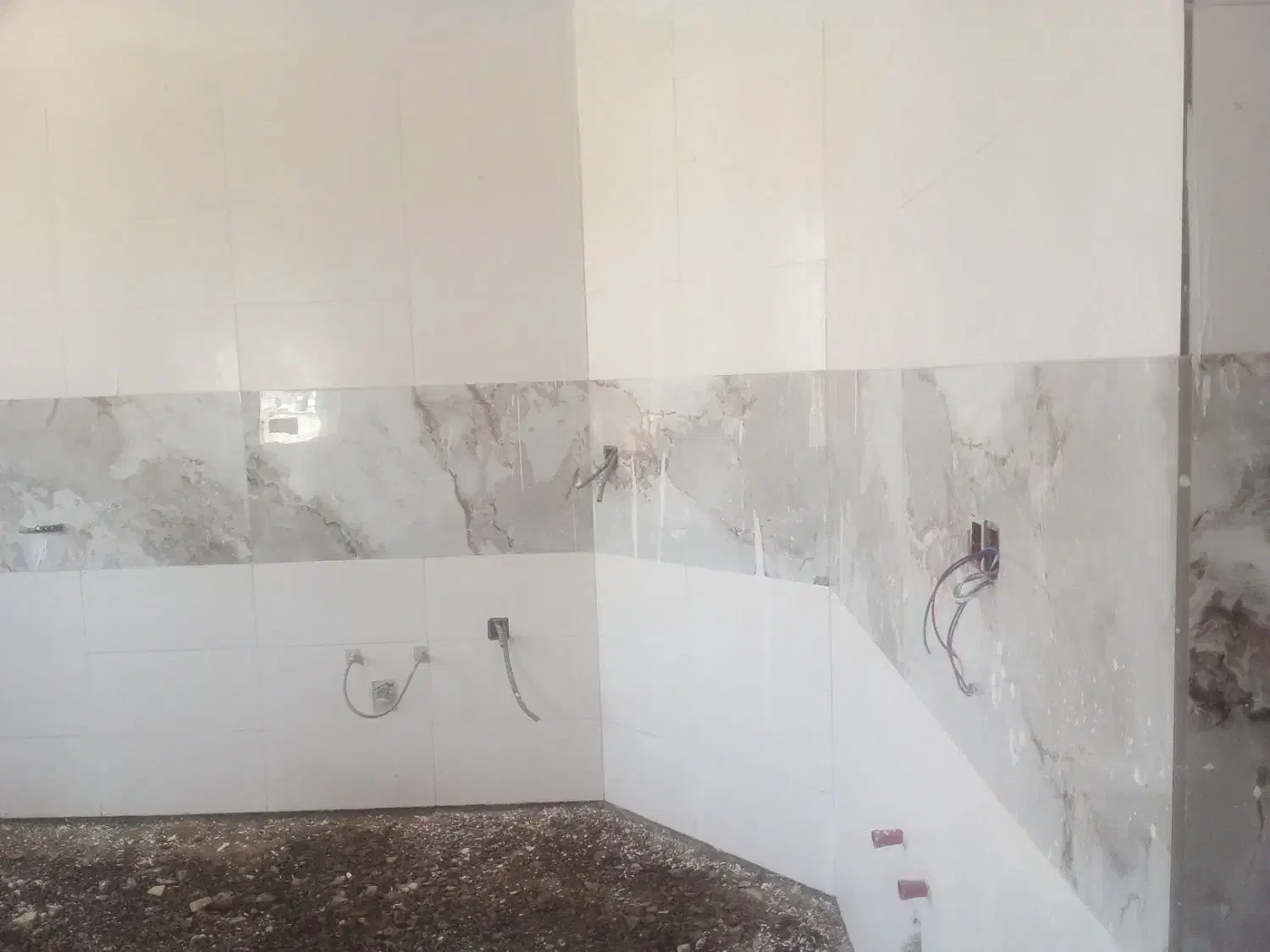 کاشی وسرامیک کاری|خدمات پیشه و مهارت|بروجرد, |دیوار