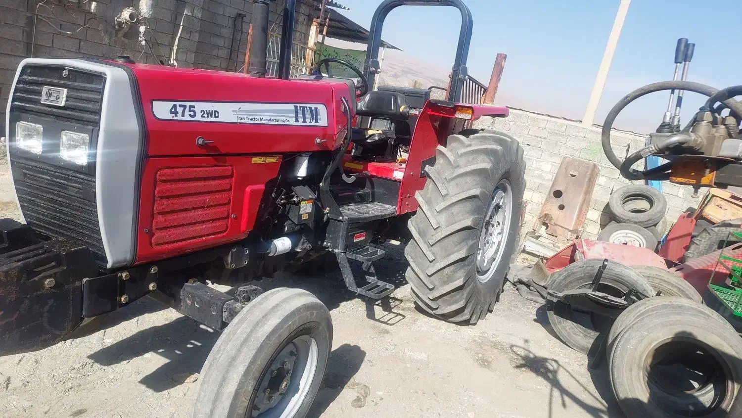 تراکتور ۴۷۵ مدل۴۰۱کمکار|خودرو سنگین|اشنویه, |دیوار