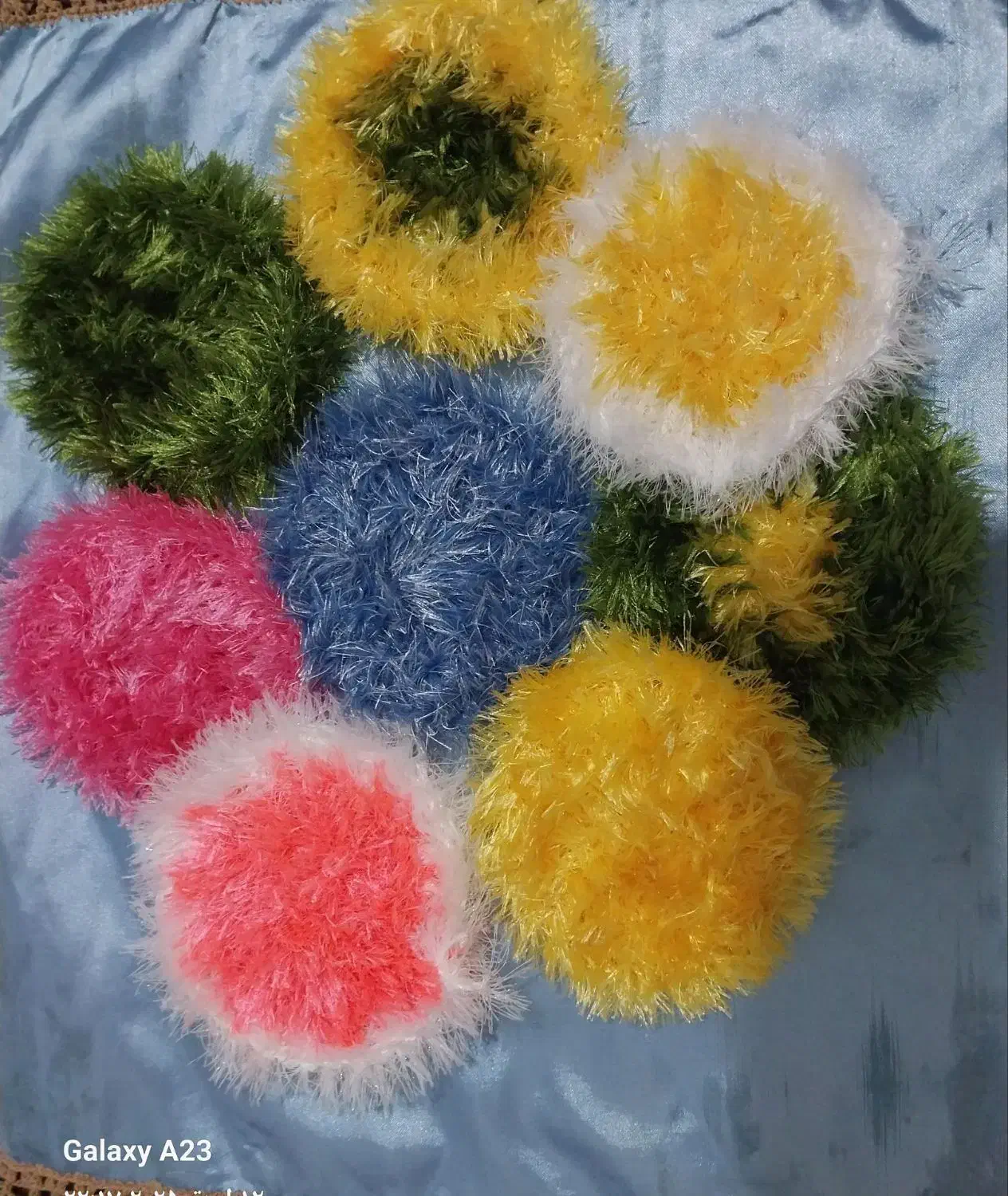 دمپایی زنانه و اسکاج برای روز مادر|کیف، کفش، کمربند|زابل, |دیوار