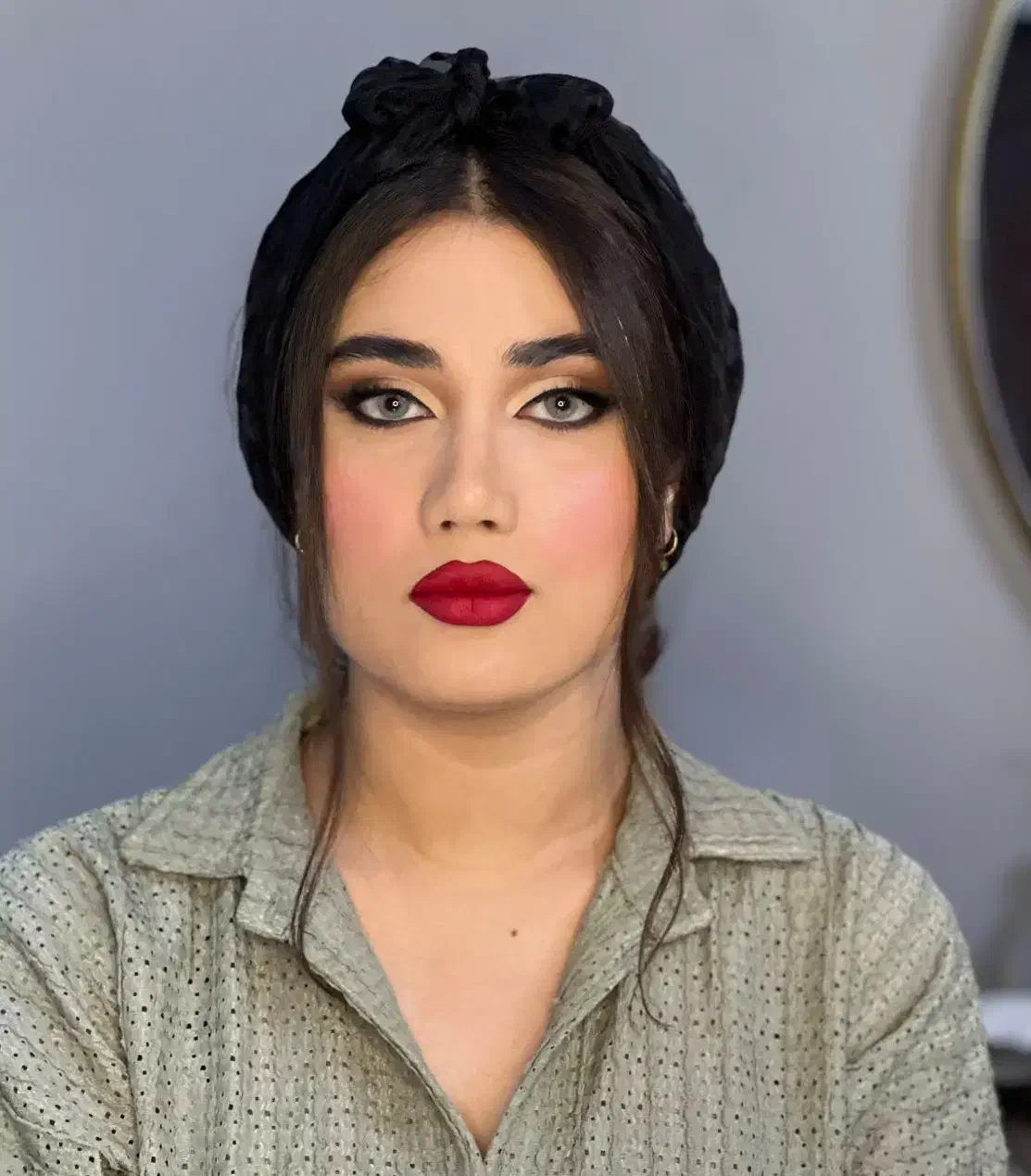 ارائه خدمات میکاپ شنیون عروس و همراه|خدمات آرایشگری و زیبایی|رشت, دیلمان|دیوار