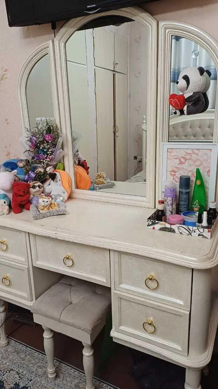 سرویس خواب در حد نو با چوب راش اصلی|تخت و سرویس خواب|قرچک, شهرک طلائیه|دیوار