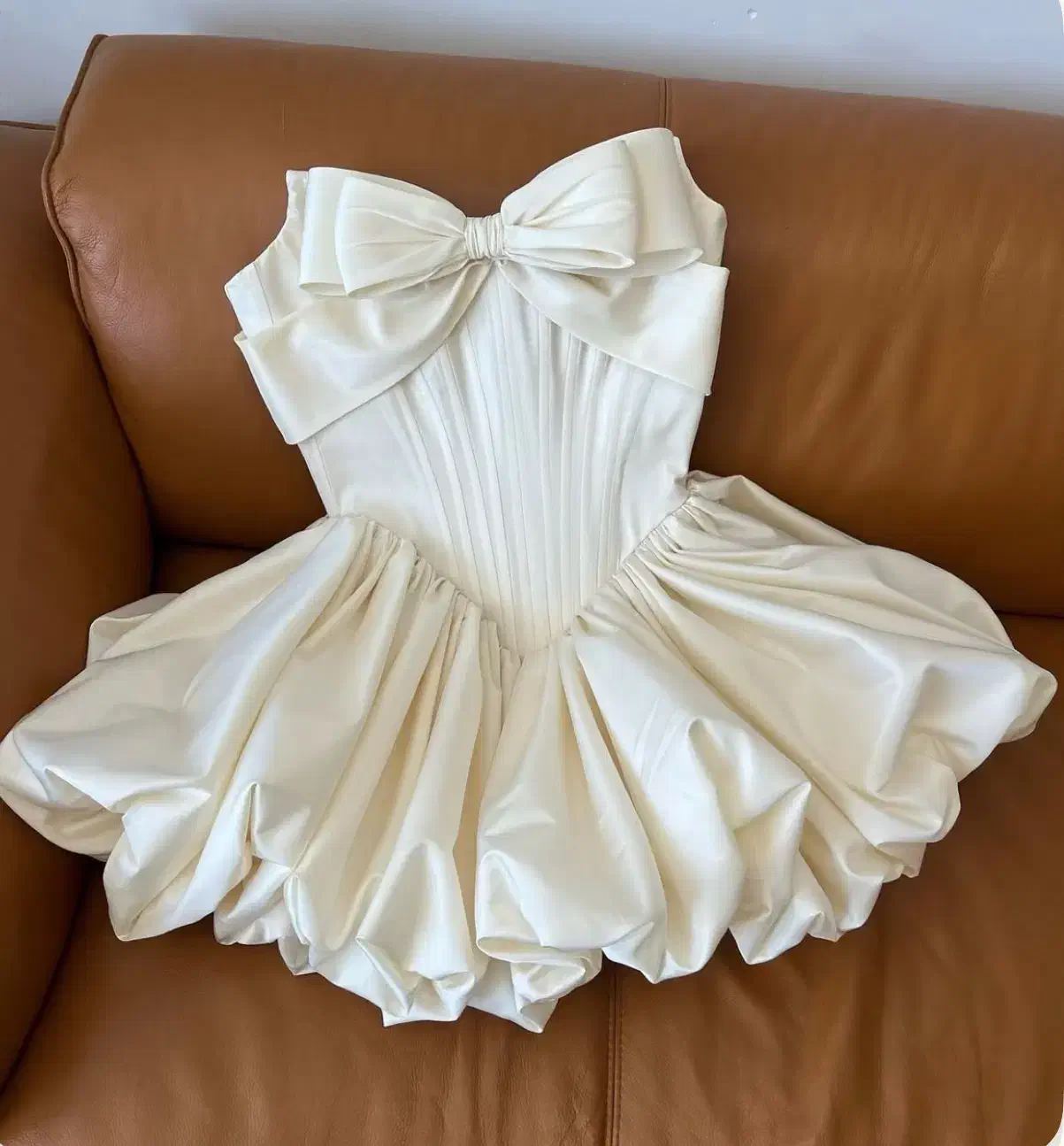 الگوساز و برشکار لباس مجلسی زنانه|استخدام صنعتی، فنی، مهندسی|باقرشهر, |دیوار