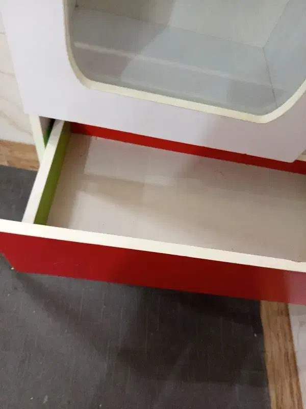 کمد|جاکفشی، کمد، دراور|قم, ولیعصر|دیوار