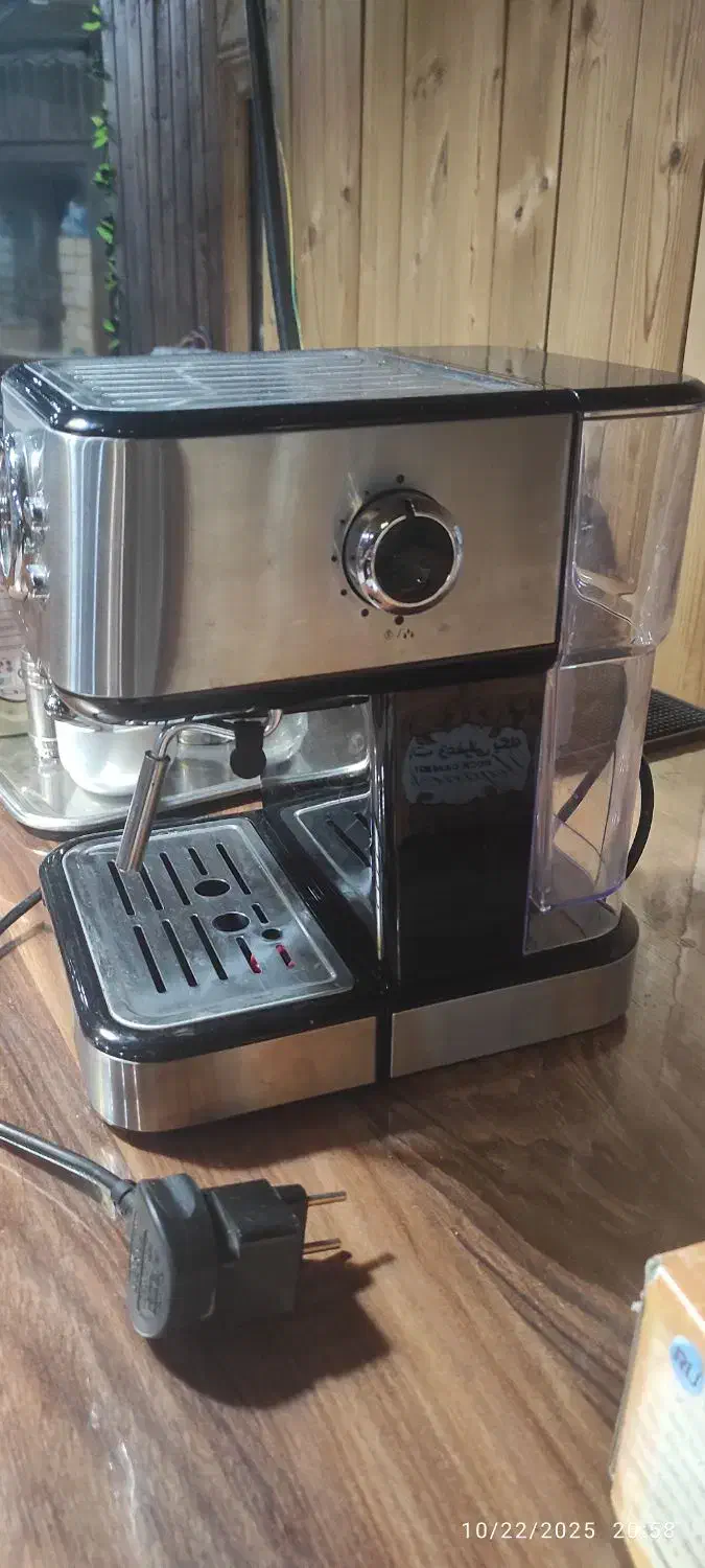 دستگاه قهوه ساز خانگی|سماور، چایساز، قهوهساز|محمدشهر, همایون ویلا|دیوار