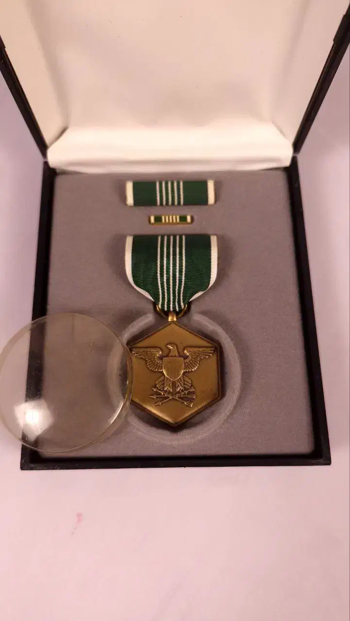 مدال یادبود ایالات متحده|کلکسیون سکه، تمبر، اسکناس|تهران, امام زاده عبدالله|دیوار