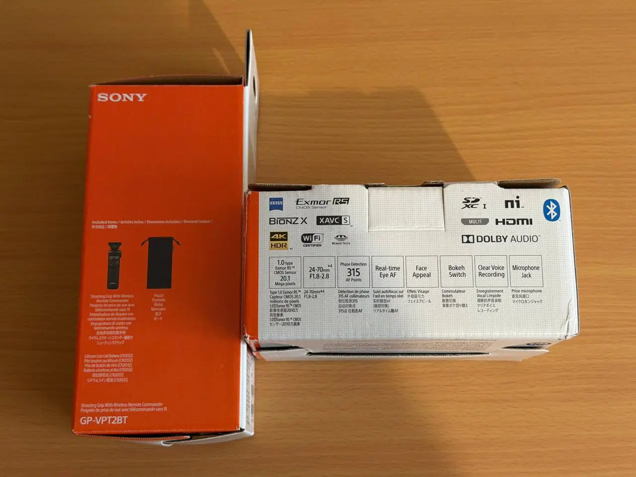 Sony ZV-1 به همراه کیت ولاگری اورجینال|دوربین عکاسی و فیلم‌برداری|تهران, یوسف‌آباد|دیوار