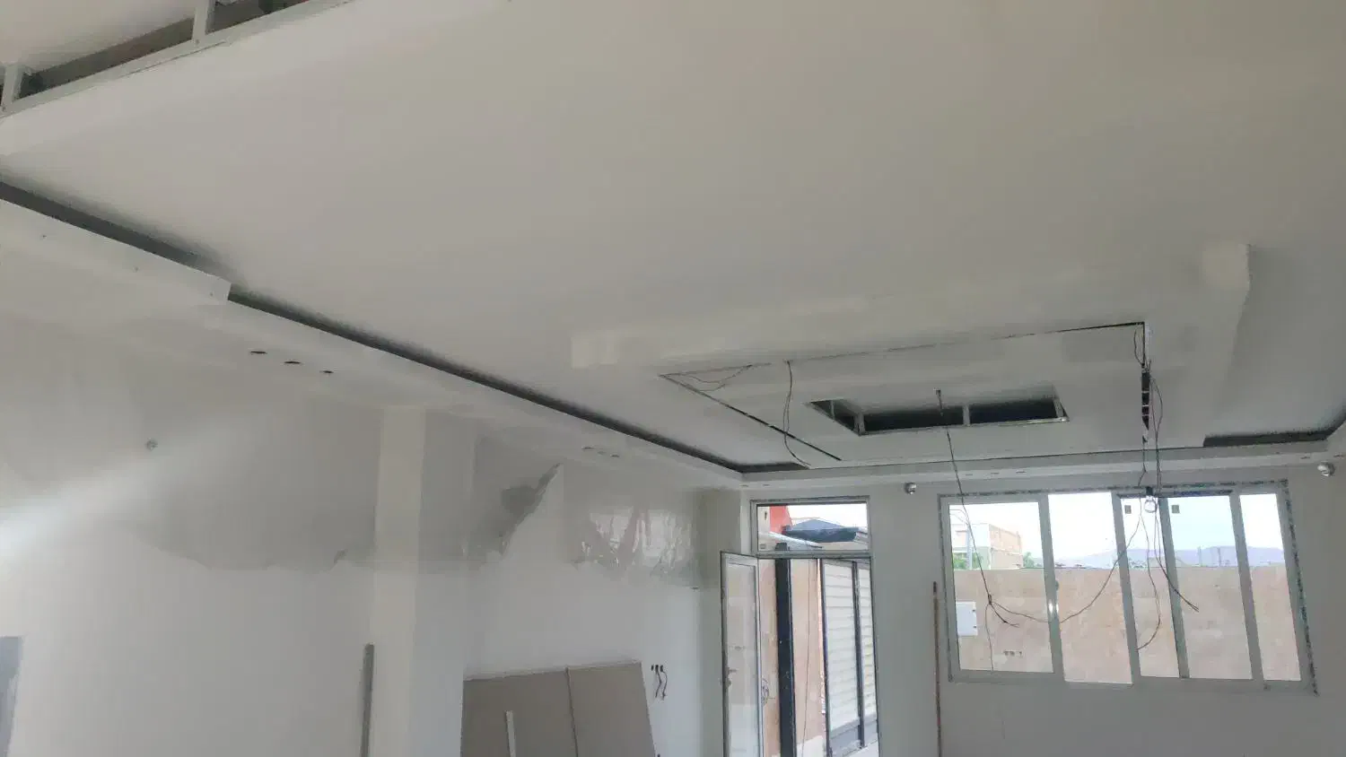 زیرسازی کاغذ دیواری و بتونه|خدمات پیشه و مهارت|شهرکرد, |دیوار